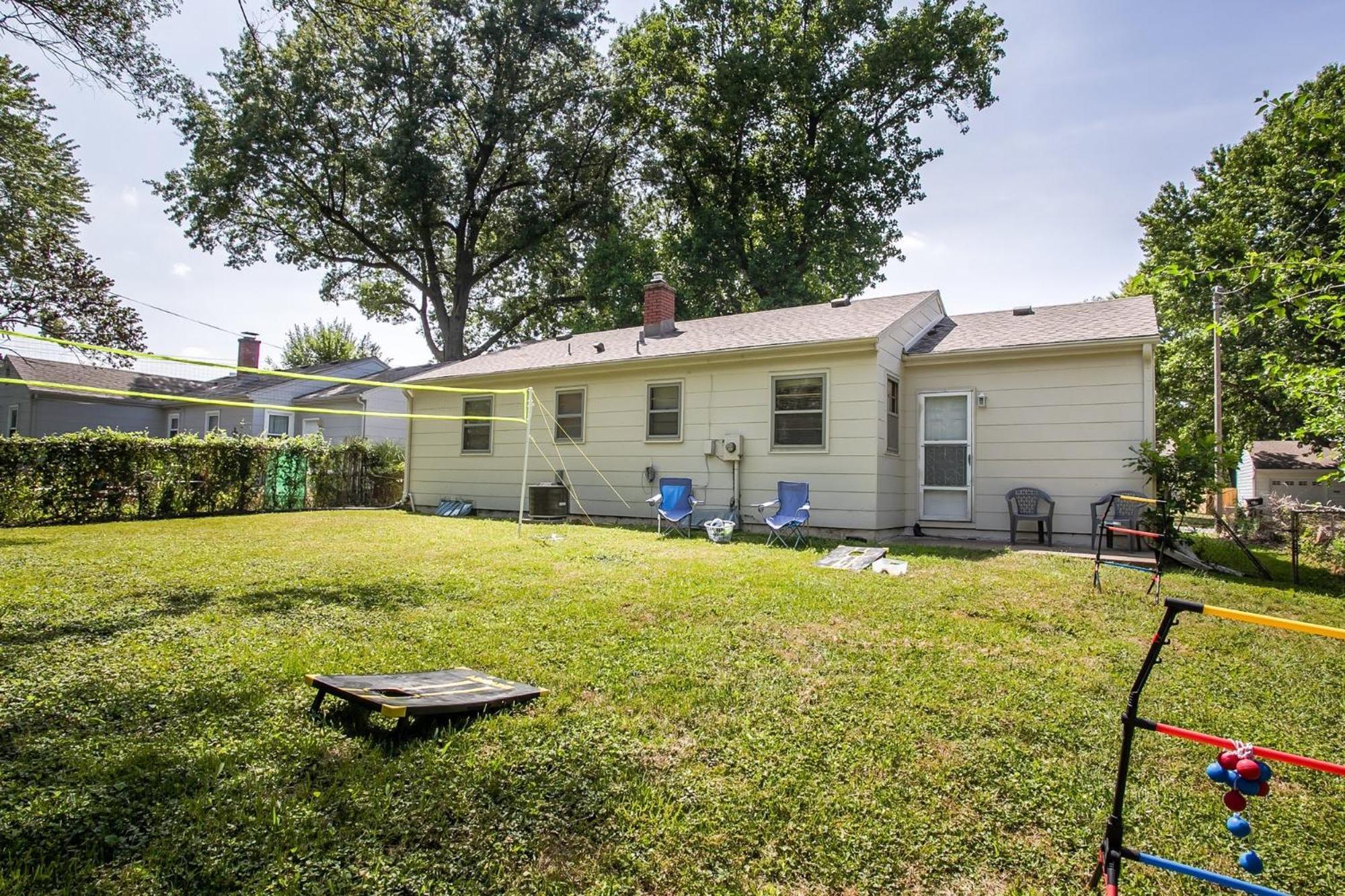 Chic Home With Huge Grassy Yard 7 Mins To Arrowhead Stadium Independence Kültér fotó